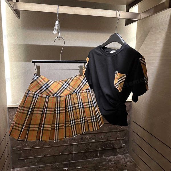 branded women two piece dresses fashion cutout vest casual luxury stylist short skirts high end women designers clothing, White
branded women two piece dresses fashion cutout vest casual luxury stylist short skirts high end women designers clothing, White