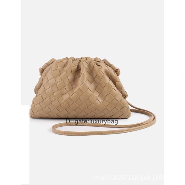 aaaaabotteg uneta jodie mini teen intrecciato four seasons universal handwoven small bag single shoulder crossbody cloud dumpling bag fashio
aaaaabotteg uneta jodie mini teen intrecciato four seasons universal handwoven small bag single shoulder crossbody cloud dumpling bag fashio