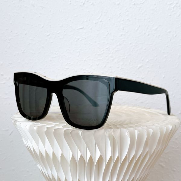 men's and women's sunglasses summer classic uv protection retro plate round full frame fashion glasses zx7, White;black
men's and women's sunglasses summer classic uv protection retro plate round full frame fashion glasses zx7, White;black