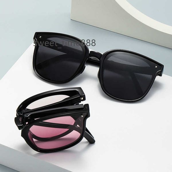 trendy foldable sunglasses woman luxury fashion personality super cool pair of sunglasses men's and women's sunglasses designer su, White;black
trendy foldable sunglasses woman luxury fashion personality super cool pair of sunglasses men's and women's sunglasses designer su, White;black