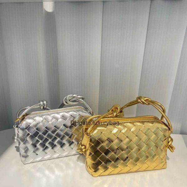 aaaaabotteg uneta jodie mini teen intrecciato knitting cloud bag cow leather fashion knot leather one-shoulder cross-body small square bag w
aaaaabotteg uneta jodie mini teen intrecciato knitting cloud bag cow leather fashion knot leather one-shoulder cross-body small square bag w