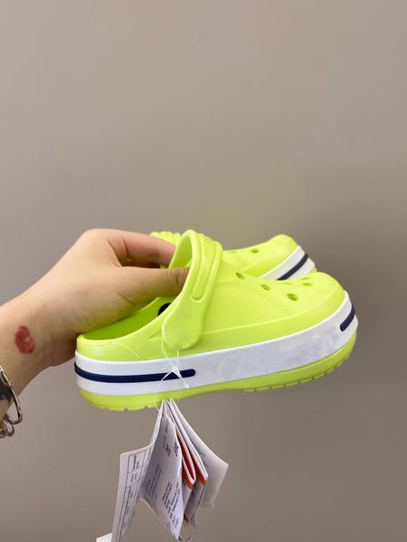 kids shoes 2023 summer designer sandals slides slippers slipper triple baby boys girls white black purple navy blue brown577, Black;red
kids shoes 2023 summer designer sandals slides slippers slipper triple baby boys girls white black purple navy blue brown577, Black;red
