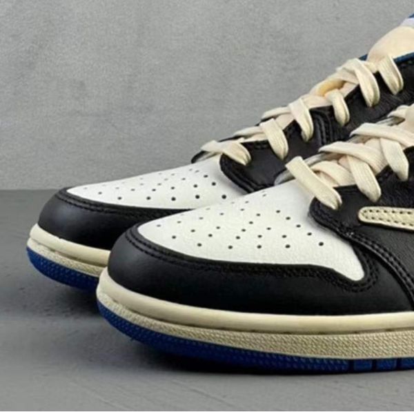 jumpman 1 1s low mens basketball shoes black phantom fragment dark reverse mocha starfish true wolf grey tear away silver bred toe women spo
jumpman 1 1s low mens basketball shoes black phantom fragment dark reverse mocha starfish true wolf grey tear away silver bred toe women spo