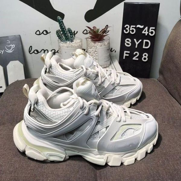 luxury designer tripler black nylon printed men and women track 3.0 men's and women's heavy sole sports shoes track2 casual shoes
luxury designer tripler black nylon printed men and women track 3.0 men's and women's heavy sole sports shoes track2 casual shoes