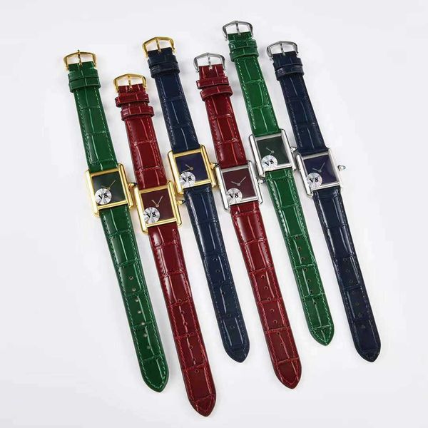 women fashion watch fashion waterproof leather watch band classic style product, Slivery;black
women fashion watch fashion waterproof leather watch band classic style product, Slivery;black