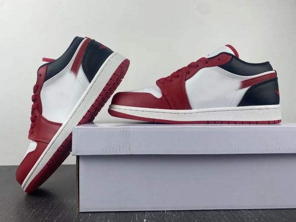 classical designer shoes basketball shoes jumpman 1s low red white black outdoor sneakers size available with original box and fast ship
classical designer shoes basketball shoes jumpman 1s low red white black outdoor sneakers size available with original box and fast ship