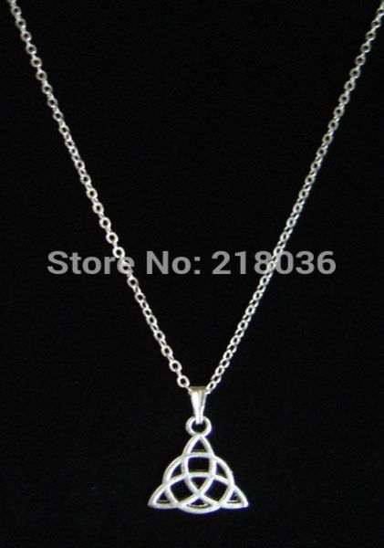 10pcs vintage silver pagan triquetra knot charms long chain statement collar choker necklace pendants women dress jewelry n2125587470
10pcs vintage silver pagan triquetra knot charms long chain statement collar choker necklace pendants women dress jewelry n2125587470
