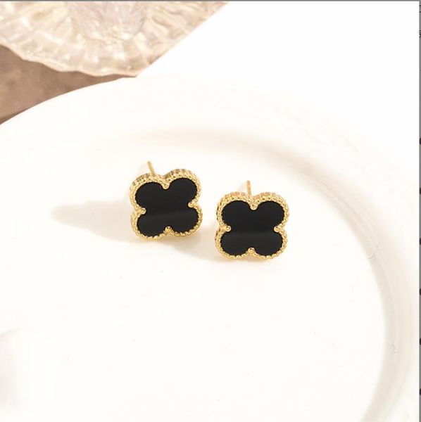 fashion luxury four leaf clover necklace designer jewelry set pendant necklaces bracelet stud earring gold silver mother of pearl flower nec
fashion luxury four leaf clover necklace designer jewelry set pendant necklaces bracelet stud earring gold silver mother of pearl flower nec