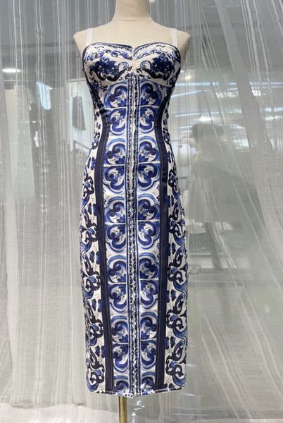 womens dress blue and white porcelain printed silk strap gathered waist midi dress, Black;gray
womens dress blue and white porcelain printed silk strap gathered waist midi dress, Black;gray