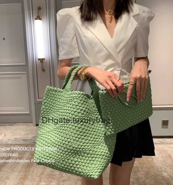 aaaaabotteg uneta jodie mini teen intrecciato niche texture women's bag fashion woven tote bag women's fashion large capacity back
aaaaabotteg uneta jodie mini teen intrecciato niche texture women's bag fashion woven tote bag women's fashion large capacity back