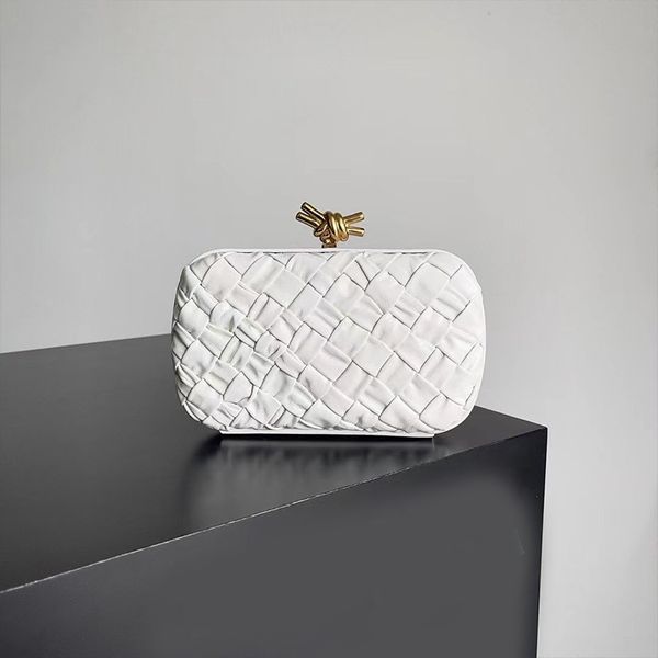 7a designer clutch handbags quality evening bags lady totes fashion allet fashion party golden knitting hand silver plated leather patchwork
7a designer clutch handbags quality evening bags lady totes fashion allet fashion party golden knitting hand silver plated leather patchwork