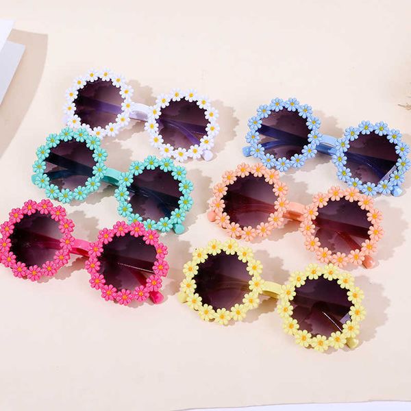 fashion new style kids round flower sunglasses lovely children daisy girls boys sport shades outdoor sun protection eyewear, Silver
fashion new style kids round flower sunglasses lovely children daisy girls boys sport shades outdoor sun protection eyewear, Silver