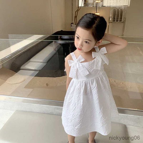 girl's dresses summer new girl dress children's white bow clothes small and medium classic baby kids party princess r230607, Red;yellow
girl's dresses summer new girl dress children's white bow clothes small and medium classic baby kids party princess r230607, Red;yellow