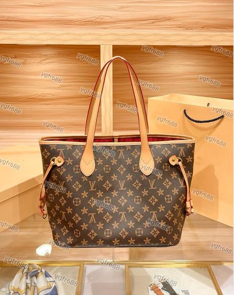 famous crossbody bags leather handbags pruses travel shopping bag handbag women bags designer bags classic shoulder bag tote composite bag c
famous crossbody bags leather handbags pruses travel shopping bag handbag women bags designer bags classic shoulder bag tote composite bag c