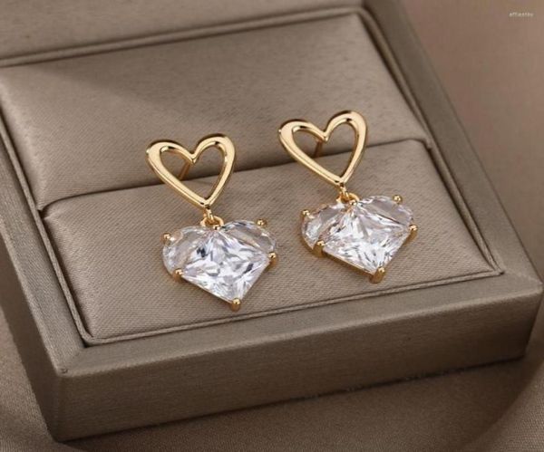 stud earrings luxury heart zircon for women girls korean fashion 2022 trend lover wedding band jewerly christmas gift3694059, Golden;silver
stud earrings luxury heart zircon for women girls korean fashion 2022 trend lover wedding band jewerly christmas gift3694059, Golden;silver