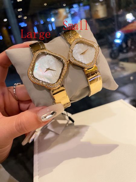 luxury classic watch for women elegant four leaf clover with diamonds designer watchs watches wristwatch large and small blue red black gree, Slivery;brown
luxury classic watch for women elegant four leaf clover with diamonds designer watchs watches wristwatch large and small blue red black gree, Slivery;brown