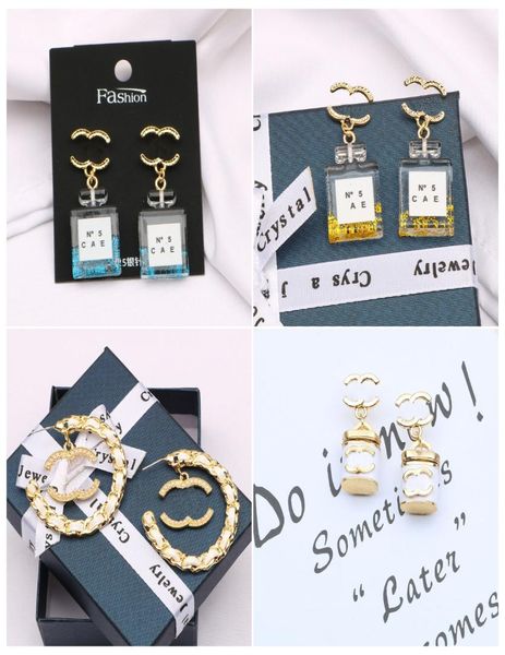 designers earrings 18k gold plated earring stud round crystal pearl party women designer brand double letters wedding jewelry gift1313192, Golden;silver
designers earrings 18k gold plated earring stud round crystal pearl party women designer brand double letters wedding jewelry gift1313192, Golden;silver
