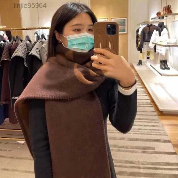 new arrived brand men scarf cashmere winter scarves long size male warmer printing l f v letter wool bufanda 14nkf{category}, Blue;gray
new arrived brand men scarf cashmere winter scarves long size male warmer printing l f v letter wool bufanda 14nkf{category}, Blue;gray