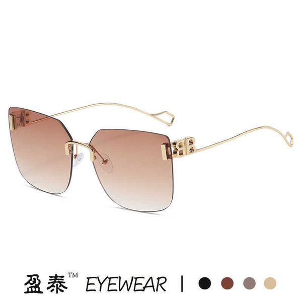 classic designer sunglasses eyeglasses goggle outdoor beach sun glasses for man woman new bubbe home net red large frame frameless trimming, White;black
classic designer sunglasses eyeglasses goggle outdoor beach sun glasses for man woman new bubbe home net red large frame frameless trimming, White;black