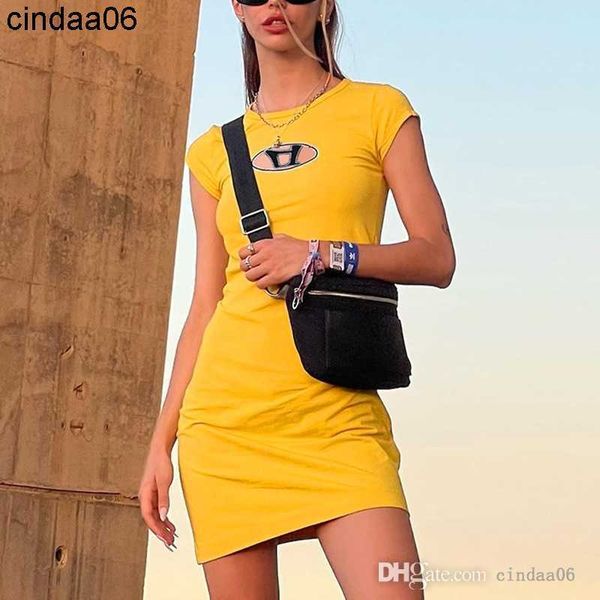 women's designer dresses round neck short sleeved dress new cut out chest tight high waisted skirt slim fit black slim short skirts, Black;gray
women's designer dresses round neck short sleeved dress new cut out chest tight high waisted skirt slim fit black slim short skirts, Black;gray