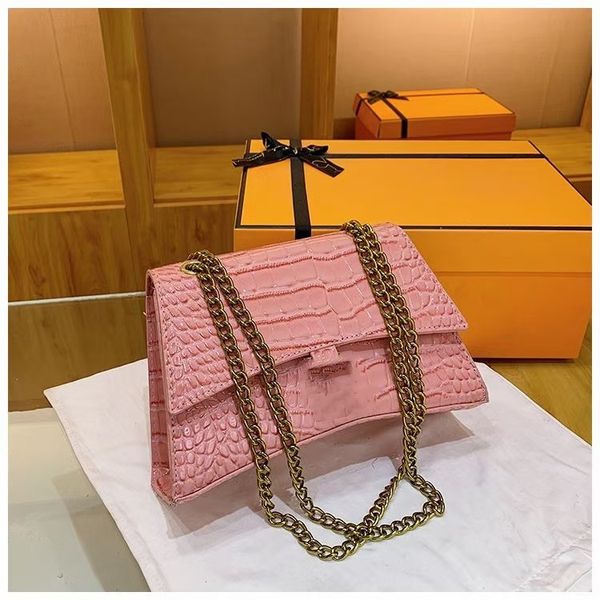 designer hourglass bag shoulder bag half moon tote bags women's fashion crossbody luxuries pu leather classic retro wallets handle purs
designer hourglass bag shoulder bag half moon tote bags women's fashion crossbody luxuries pu leather classic retro wallets handle purs