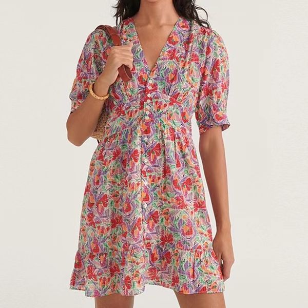 2023 designer summer dress french floral print pastoral short skirt v-neck short sleeve a-line waist up dress women's designers clothin, Black;gray
2023 designer summer dress french floral print pastoral short skirt v-neck short sleeve a-line waist up dress women's designers clothin, Black;gray