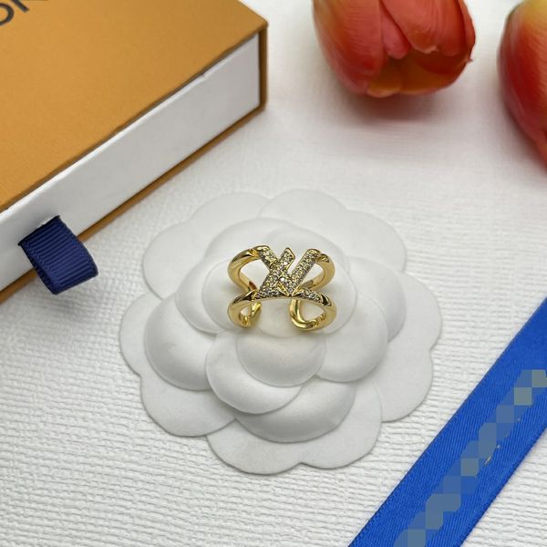 luxury designer extravagant brand letter band rings 18k gold plated stainless steel open ring fashion women men turquoise crystal metal jewe, Silver
luxury designer extravagant brand letter band rings 18k gold plated stainless steel open ring fashion women men turquoise crystal metal jewe, Silver