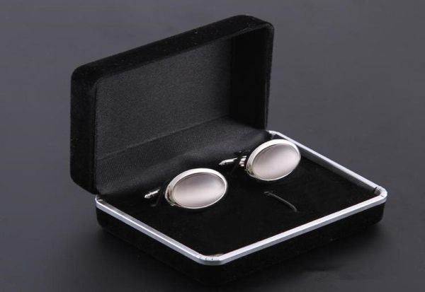 100pcslot whole promotion black velvet cufflink box gift jewelry box for cufflinks8737234, Black;white
100pcslot whole promotion black velvet cufflink box gift jewelry box for cufflinks8737234, Black;white