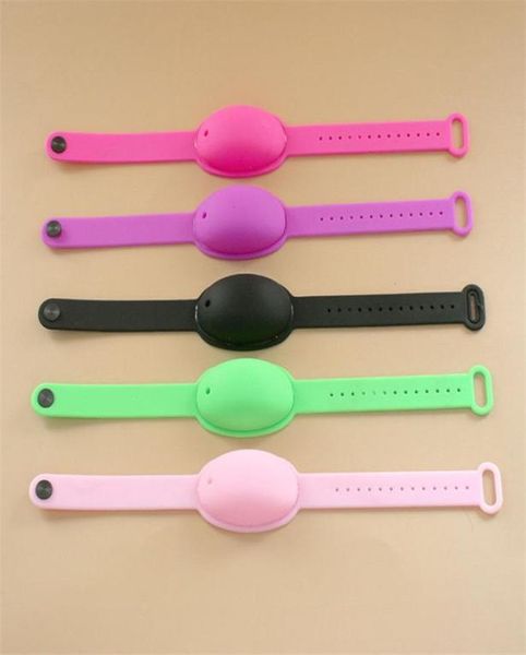 20ml kids hand sanitizer bottle bracelet jewelly with dispensing bottle wrist band sets kids silicone bangle alcohol degerming wri4485520, Red;brown
20ml kids hand sanitizer bottle bracelet jewelly with dispensing bottle wrist band sets kids silicone bangle alcohol degerming wri4485520, Red;brown