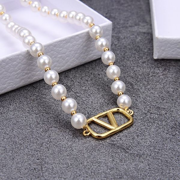 classic pendant necklace designer love bracelet gift classic women's fashion necklace designer jewelry new style, Black
classic pendant necklace designer love bracelet gift classic women's fashion necklace designer jewelry new style, Black