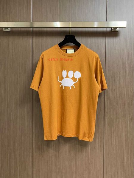 23ss designer men's t-shirt tees short sleeve luxury clothing summer leisure underwear breathable foam printing clothing wholesale larg, White;black
23ss designer men's t-shirt tees short sleeve luxury clothing summer leisure underwear breathable foam printing clothing wholesale larg, White;black