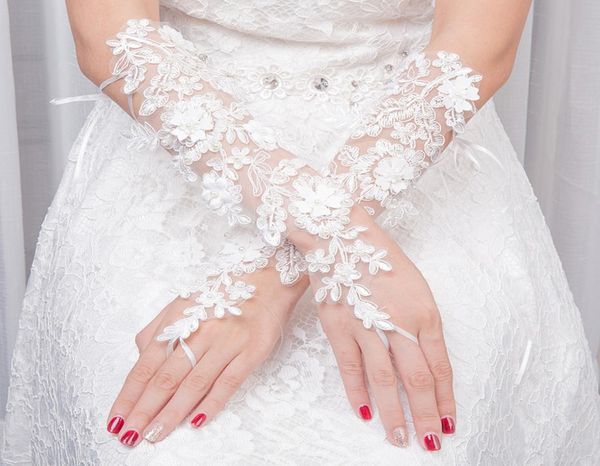 2019 white fingerless applique lace long bridal wedding gloves wedding accessories above elbow length4709232
2019 white fingerless applique lace long bridal wedding gloves wedding accessories above elbow length4709232