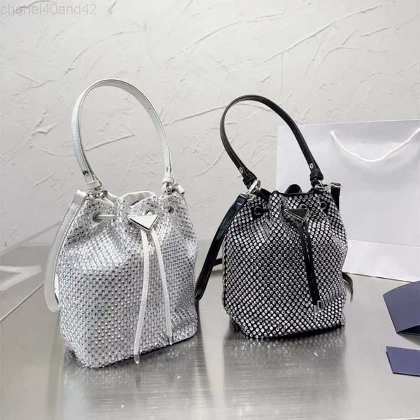 crystal bucket bags mini designer bag beading diamond crossbody shoulder bag fashion handbag purse glittering shining cross body triangle 5a
crystal bucket bags mini designer bag beading diamond crossbody shoulder bag fashion handbag purse glittering shining cross body triangle 5a