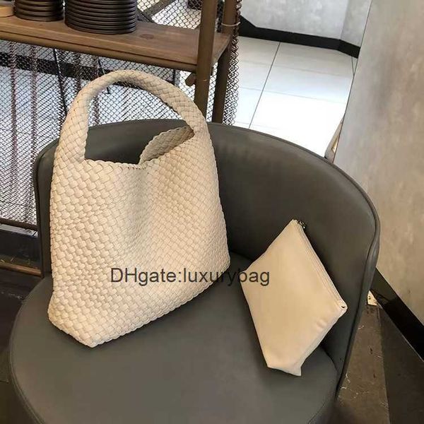 aaaaabotteg uneta jodie mini teen intrecciato pure handmade woven bag simple tote bag fashionable and versatile bucket cabbage basket bag
aaaaabotteg uneta jodie mini teen intrecciato pure handmade woven bag simple tote bag fashionable and versatile bucket cabbage basket bag