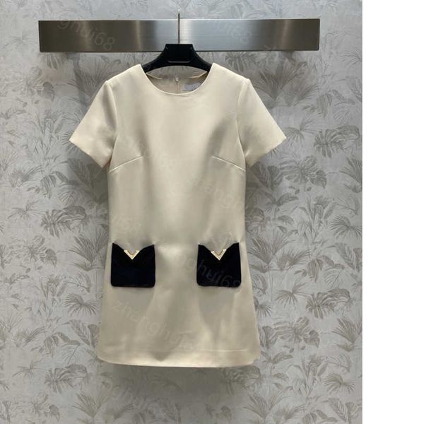 23ss summer dresses women dress womens designer clothing round neck color pocket a-line waist short sleeve dress womens clothing a1, Black;gray
23ss summer dresses women dress womens designer clothing round neck color pocket a-line waist short sleeve dress womens clothing a1, Black;gray