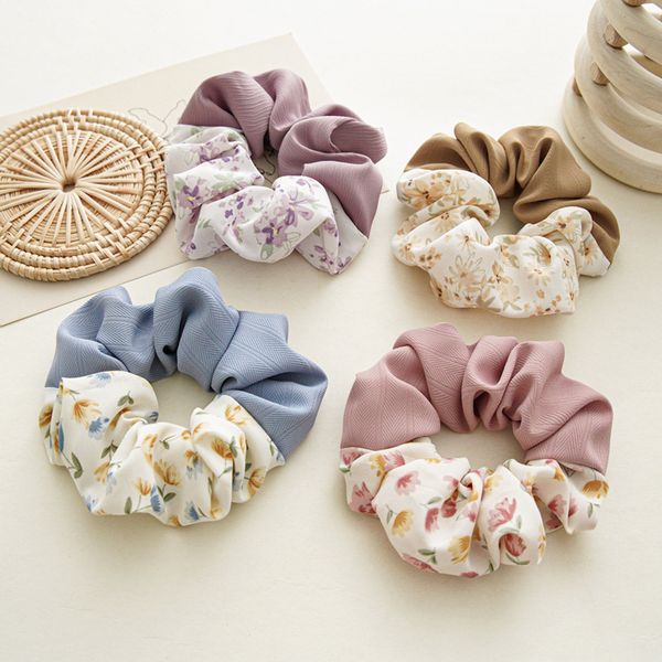 fashion blogger designer jewelry new fragmented solid color pair soft tie hair ropelarge intestine ring women's hair pony tails holder, Golden;silver
fashion blogger designer jewelry new fragmented solid color pair soft tie hair ropelarge intestine ring women's hair pony tails holder, Golden;silver