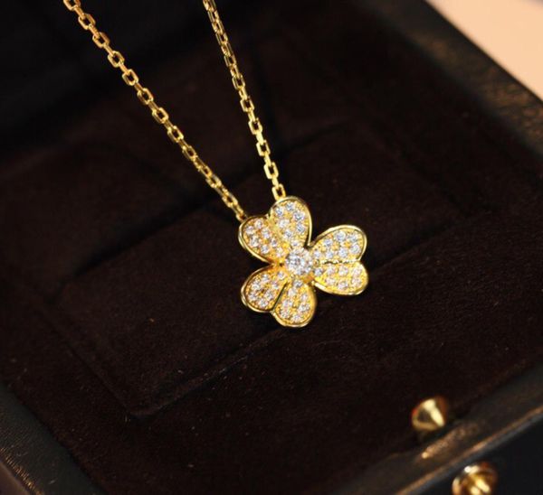 luxurious quality v metal no fade no change color flower with diamond women punk necklace wedding jewelry gift ps34404363233, Silver
luxurious quality v metal no fade no change color flower with diamond women punk necklace wedding jewelry gift ps34404363233, Silver