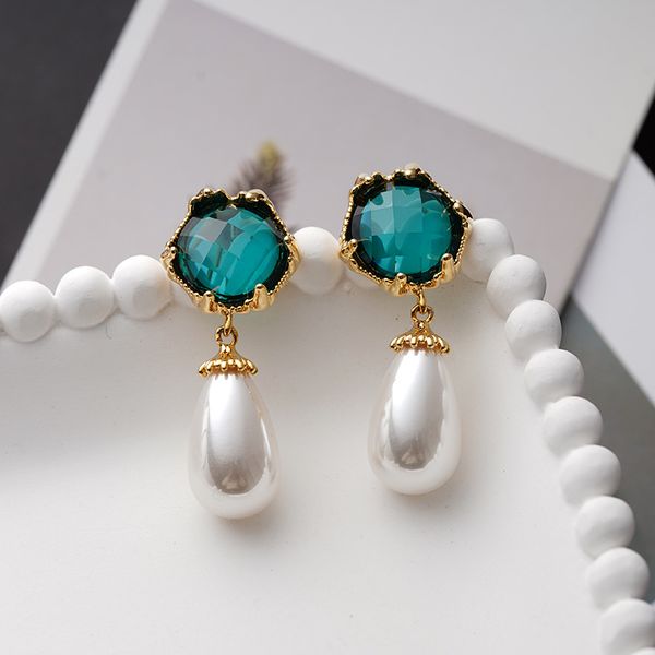 green crystal water drop pearl earrings women's exaggerated metal earrings fashionable stylish earrings luxury jewelry e3894, Golden;silver
green crystal water drop pearl earrings women's exaggerated metal earrings fashionable stylish earrings luxury jewelry e3894, Golden;silver