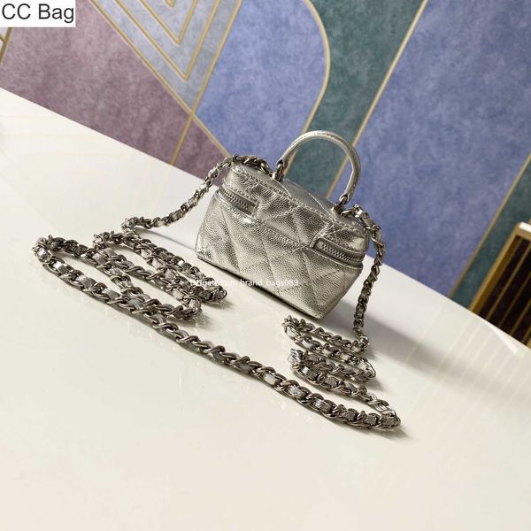 cc bag 9a 2023 womens vanity designer bags handle cowhide caviar totes quilted matelasse chain crossbody shoulder cosmetic bags caid lipstic, White
cc bag 9a 2023 womens vanity designer bags handle cowhide caviar totes quilted matelasse chain crossbody shoulder cosmetic bags caid lipstic, White