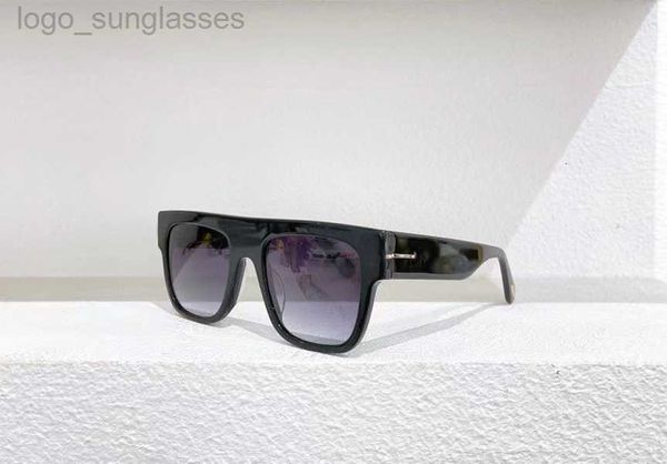 0847 renee squared sunglasses for men black/gray gradient lens gafa de sol fashion sun glasses shades uv400 protection eyewear 1267 with box, White;black
0847 renee squared sunglasses for men black/gray gradient lens gafa de sol fashion sun glasses shades uv400 protection eyewear 1267 with box, White;black
