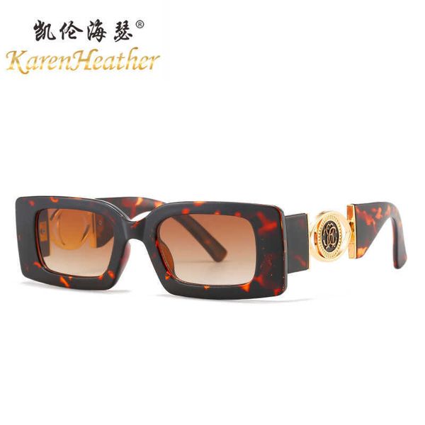 new small frame sunglasses 8683 modern men's and women's trend sunglasses, White;black
new small frame sunglasses 8683 modern men's and women's trend sunglasses, White;black