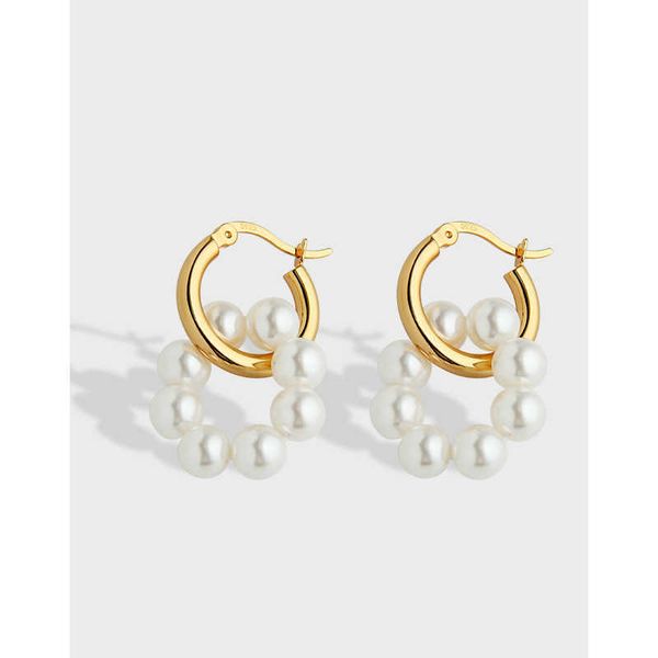 version of niche design with and gold ring pearl pure earrings for women, Golden
version of niche design with and gold ring pearl pure earrings for women, Golden