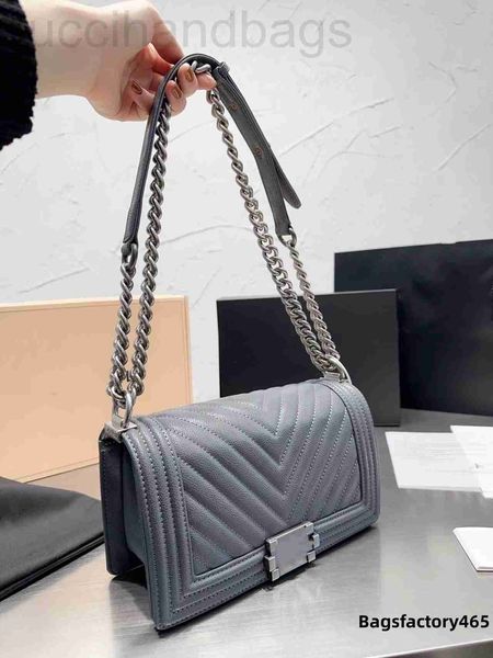 classic women wholesale designer mini fashion bags quilted chain flap diamond calfskin caviar genuine leather shoulder crossbody bag luxury
classic women wholesale designer mini fashion bags quilted chain flap diamond calfskin caviar genuine leather shoulder crossbody bag luxury