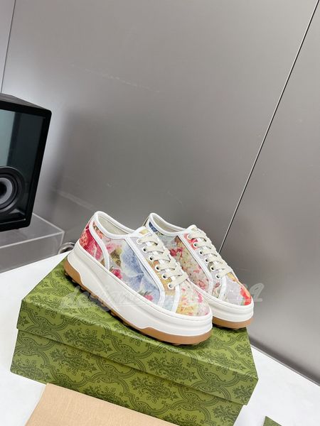 designer luxury casual shoes powder black high-low-women's fashion g rubber-soled jogging walking platform embroidered canvas shoes 35-
designer luxury casual shoes powder black high-low-women's fashion g rubber-soled jogging walking platform embroidered canvas shoes 35-