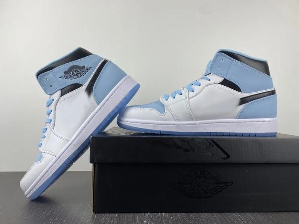 basketball shoes jumpman 1s middle ice blue black designer outdoor sneakers with original box and fast ship
basketball shoes jumpman 1s middle ice blue black designer outdoor sneakers with original box and fast ship