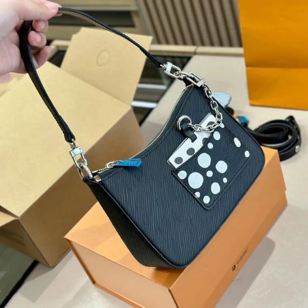 mare women bags luxury handbag large capacity shopping handbags leather cross-bag simply pocket round wallet
mare women bags luxury handbag large capacity shopping handbags leather cross-bag simply pocket round wallet