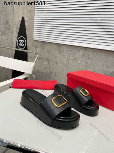 fashion designer slippers fashion thick bottom sandals letter embroidery slides lady macaron platform wedges canvas sandal beach high heel s, Black
fashion designer slippers fashion thick bottom sandals letter embroidery slides lady macaron platform wedges canvas sandal beach high heel s, Black