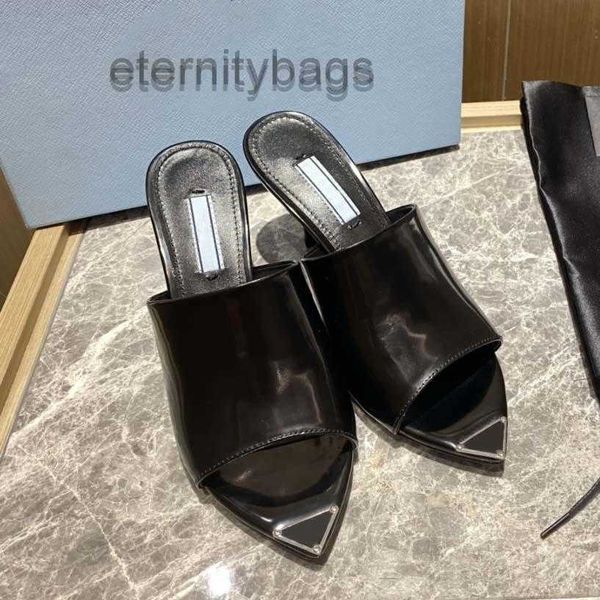 designer women sandals prad triangle printed plexiglass high heels luxury milano slides chunky high heel 7.5cm silver metallic leather 7uhs, Black
designer women sandals prad triangle printed plexiglass high heels luxury milano slides chunky high heel 7.5cm silver metallic leather 7uhs, Black