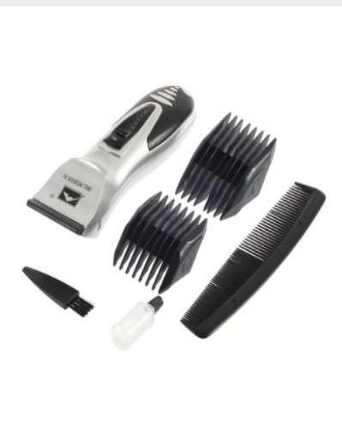 new personal hair trimmer men electric hair clipper trimmers body groomer hair removal shaver beard trimmer razor travel home5068933
new personal hair trimmer men electric hair clipper trimmers body groomer hair removal shaver beard trimmer razor travel home5068933