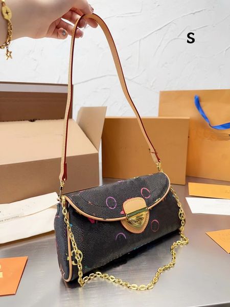 5a quality fashion women bag white handbags wallets leather chain handbag crossbody white color shoulder bags messenger tote baga purse cosm
5a quality fashion women bag white handbags wallets leather chain handbag crossbody white color shoulder bags messenger tote baga purse cosm